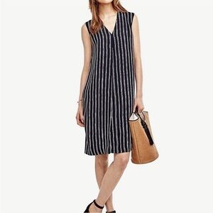 Ann Taylor Navy White Stripe Shift Dress Sleeveless V Neck S